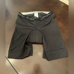 Garneau womens padded cycling bike shorts size large EUC